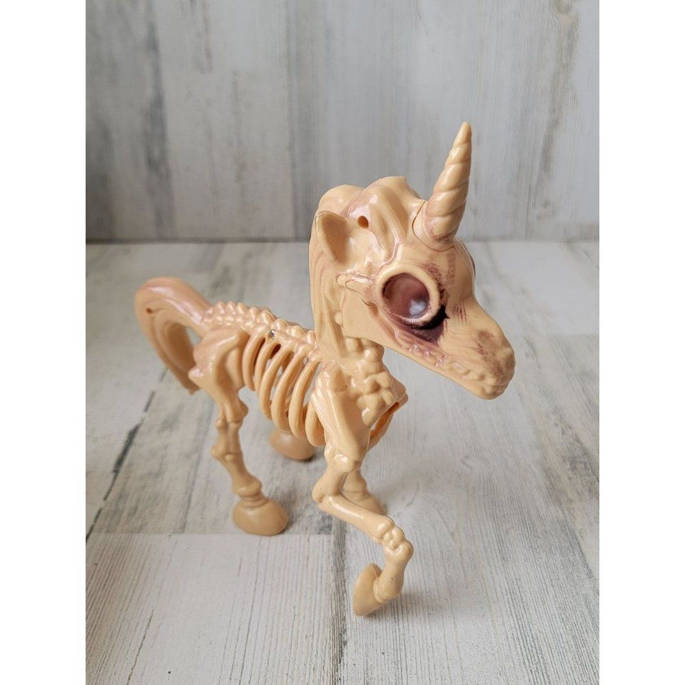 Halloween unicorn skeleton scary prop Decor mythical creature